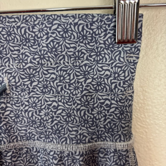 Vuori Daily Legging Women’s Sz XS Azure Mini Samba Floral Print Activewear VW323 - Picture 6 of 9